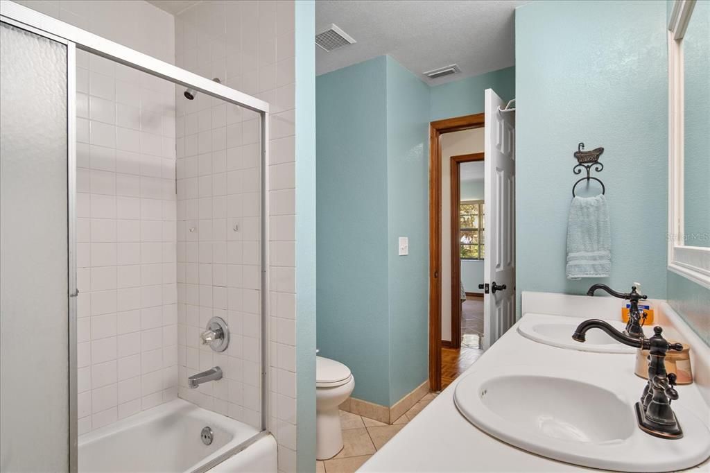 待售: $529,900 (4 贝兹, 3 浴室, 2438 平方英尺)