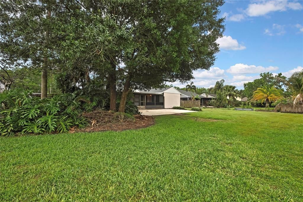 合同活跃: $329,900 (3 贝兹, 2 浴室, 1519 平方英尺)