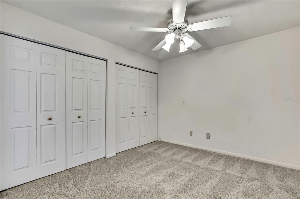 合同活跃: $329,900 (3 贝兹, 2 浴室, 1519 平方英尺)