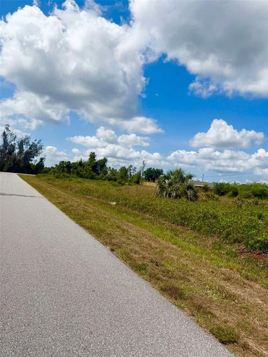 For Sale: $25,000 (0.27 acres)