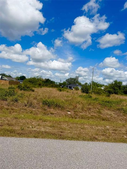 For Sale: $25,000 (0.27 acres)