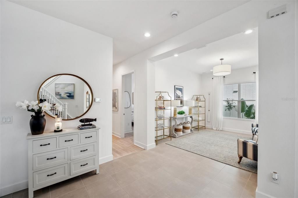 For Sale: $969,000 (6 beds, 5 baths, 4112 Square Feet)