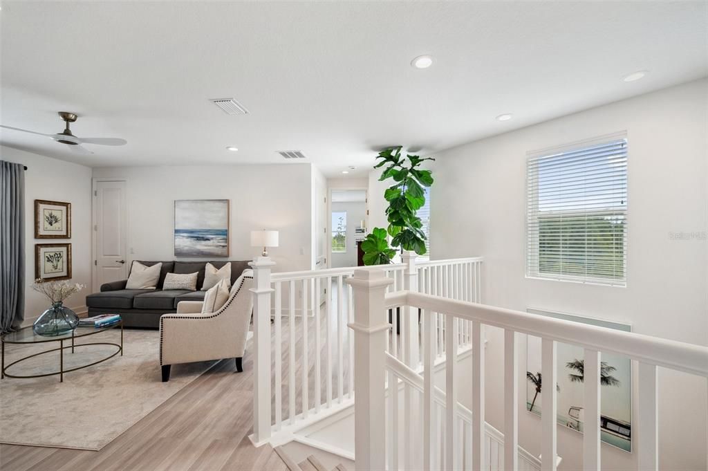 For Sale: $969,000 (6 beds, 5 baths, 4112 Square Feet)