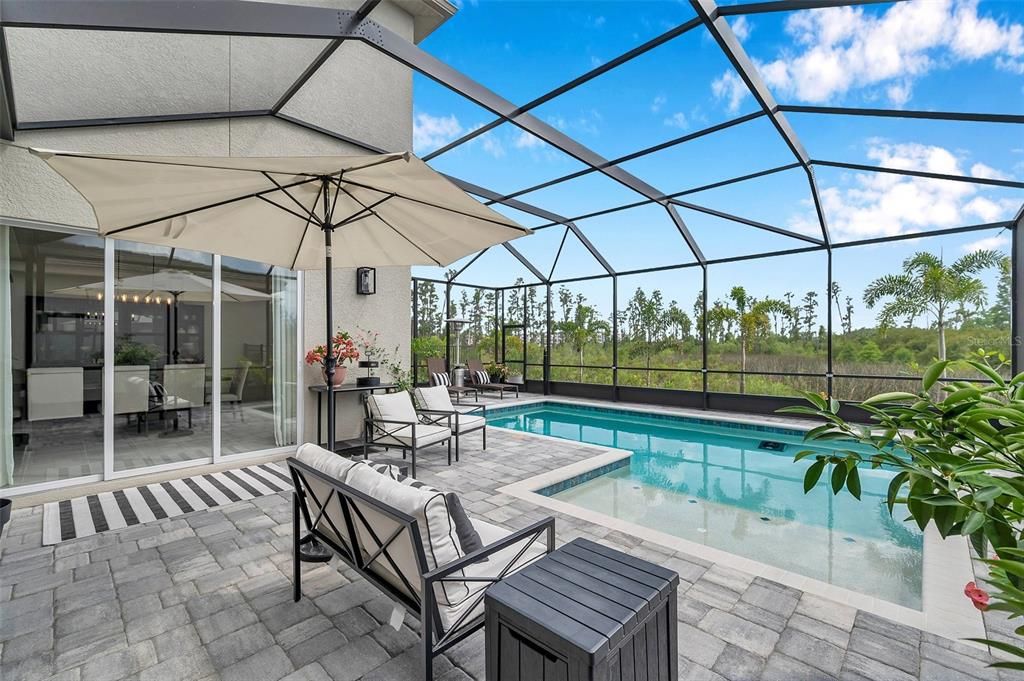 For Sale: $969,000 (6 beds, 5 baths, 4112 Square Feet)