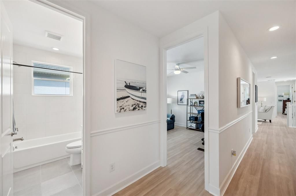 For Sale: $969,000 (6 beds, 5 baths, 4112 Square Feet)