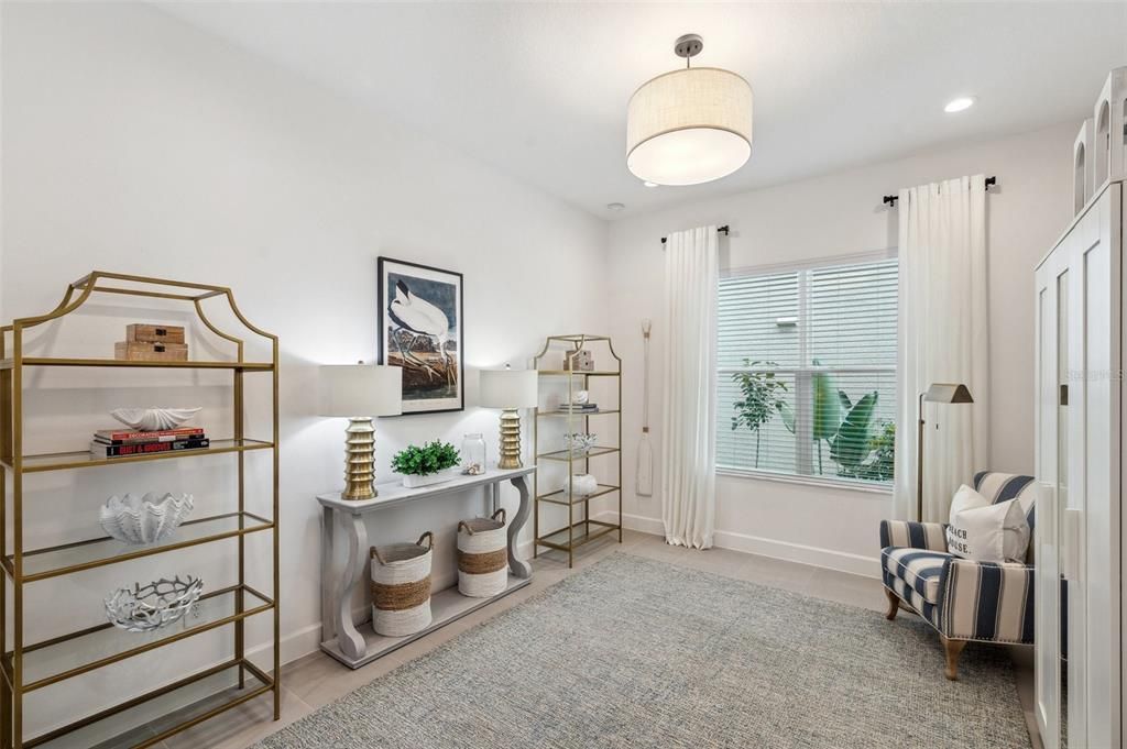 For Sale: $969,000 (6 beds, 5 baths, 4112 Square Feet)