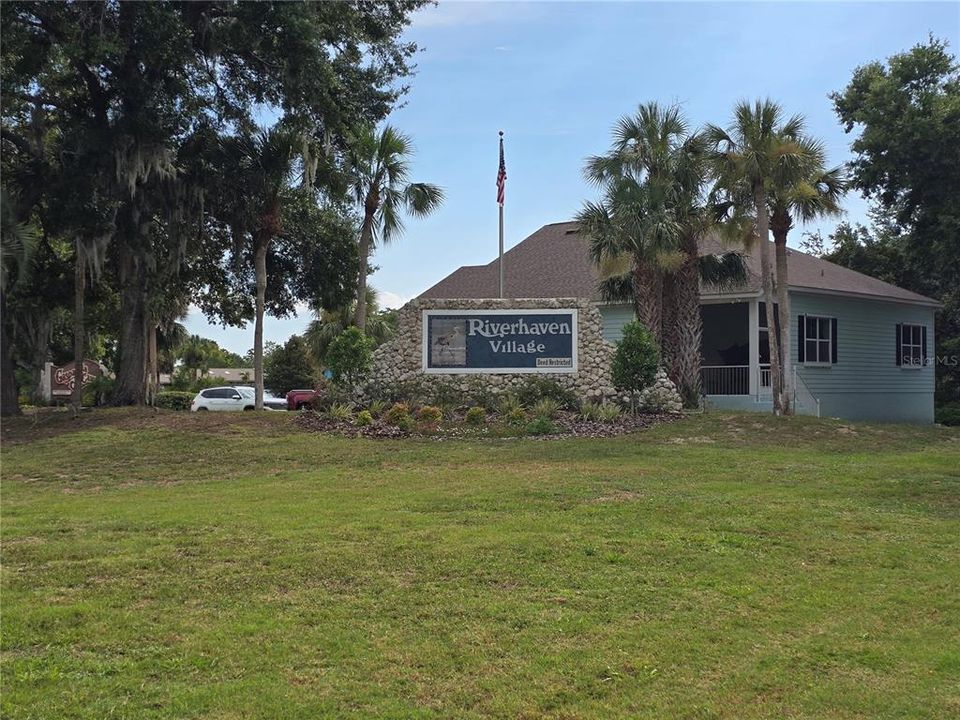 待售: $450,000 (2 贝兹, 2 浴室, 2199 平方英尺)