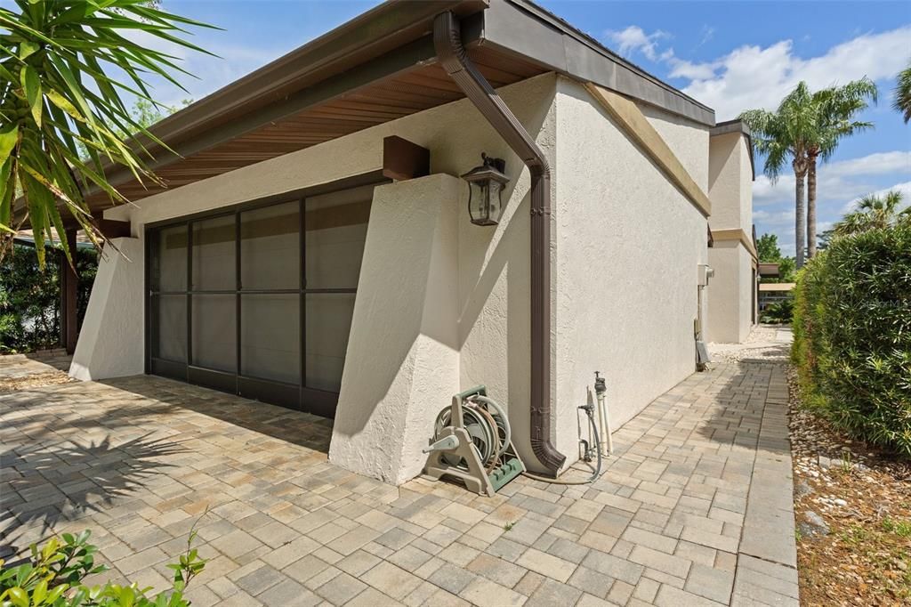 待售: $450,000 (2 贝兹, 2 浴室, 2199 平方英尺)