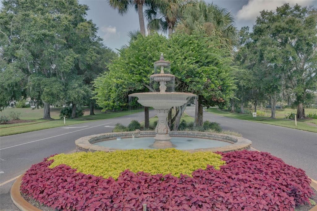 Active With Contract: $364,900 (3 beds, 2 baths, 2514 Square Feet)