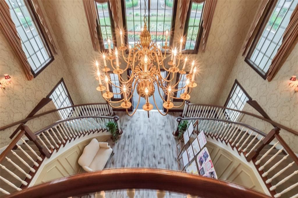 Active With Contract: $364,900 (3 beds, 2 baths, 2514 Square Feet)