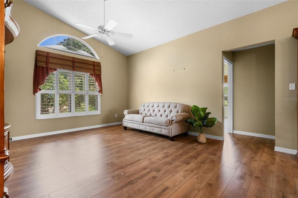 Active With Contract: $364,900 (3 beds, 2 baths, 2514 Square Feet)