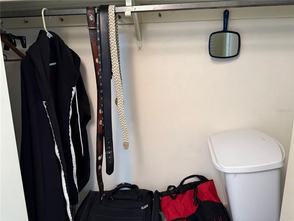 Под контрактом: $75,000 (2 спален, 2 ванн, 919 Квадратных фут)