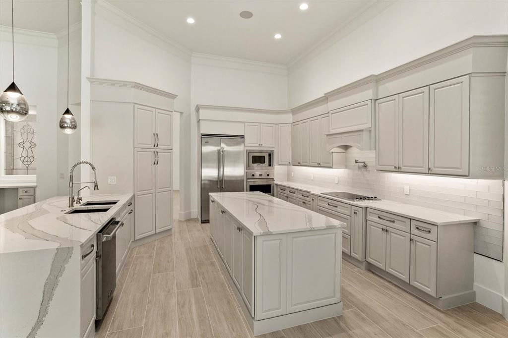 待售: $5,494,000 (5 贝兹, 6 浴室, 4665 平方英尺)