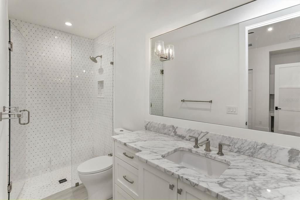 待售: $5,494,000 (5 贝兹, 6 浴室, 4665 平方英尺)