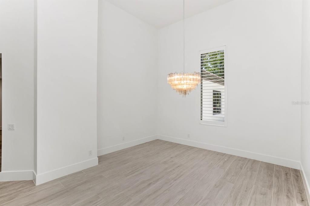 待售: $5,494,000 (5 贝兹, 6 浴室, 4665 平方英尺)