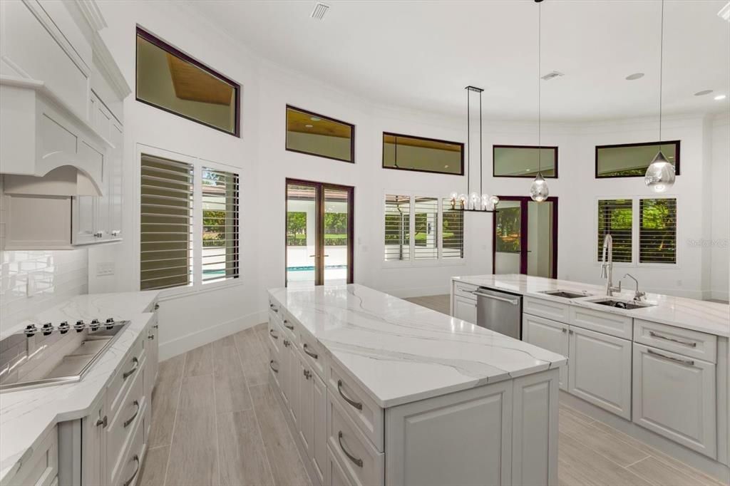 待售: $5,494,000 (5 贝兹, 6 浴室, 4665 平方英尺)