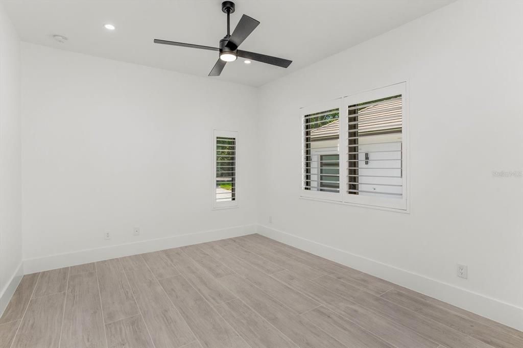 待售: $5,494,000 (5 贝兹, 6 浴室, 4665 平方英尺)