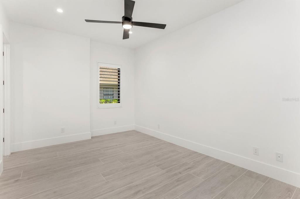 待售: $5,494,000 (5 贝兹, 6 浴室, 4665 平方英尺)