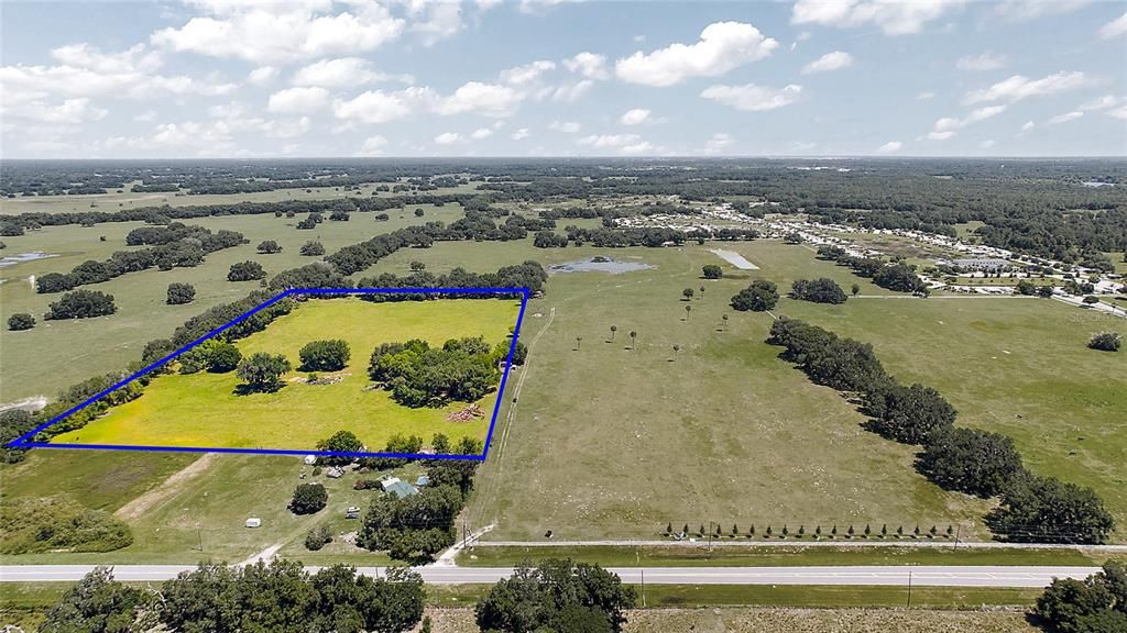 На продажу: $546,350 (15.61 acres)