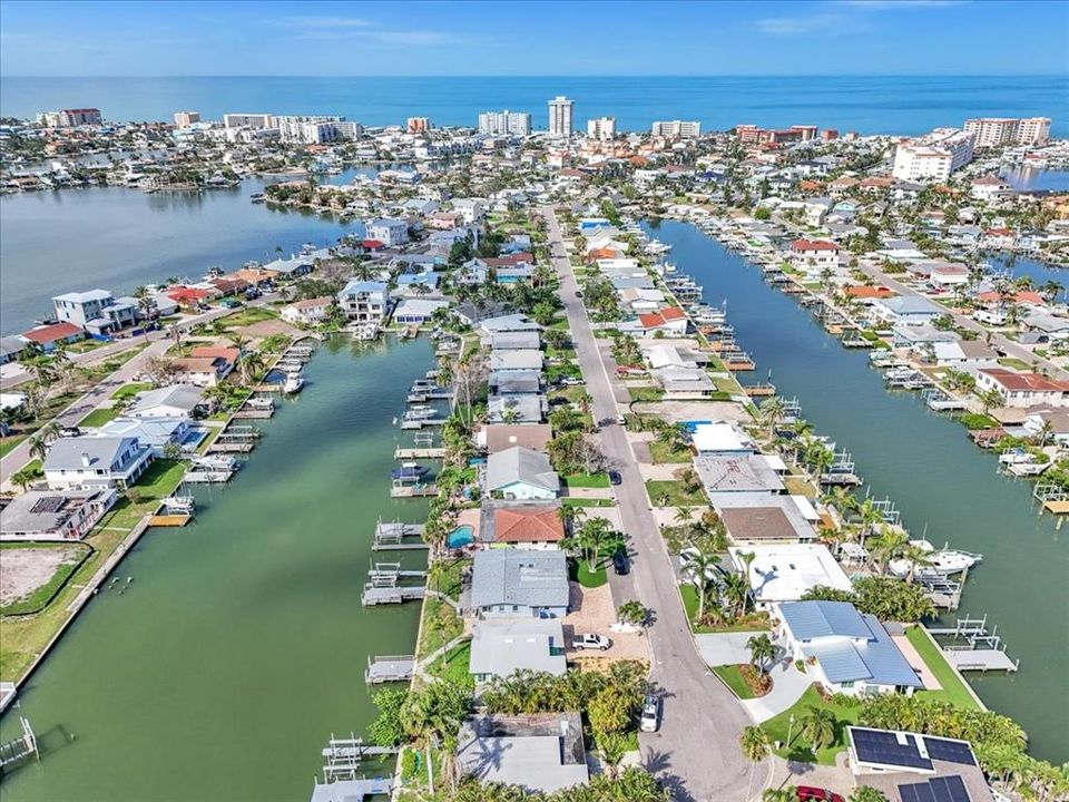 待售: $1,080,000 (2 贝兹, 3 浴室, 1680 平方英尺)