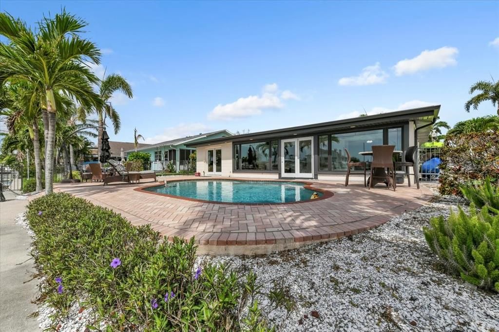 待售: $1,080,000 (2 贝兹, 3 浴室, 1680 平方英尺)