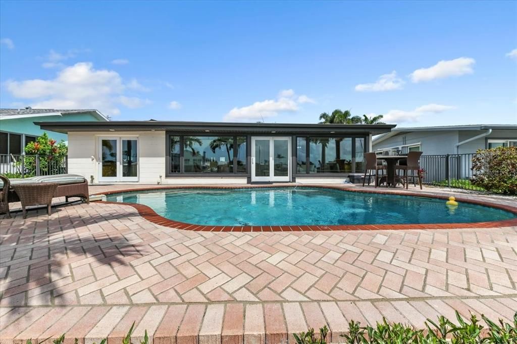 待售: $1,080,000 (2 贝兹, 3 浴室, 1680 平方英尺)