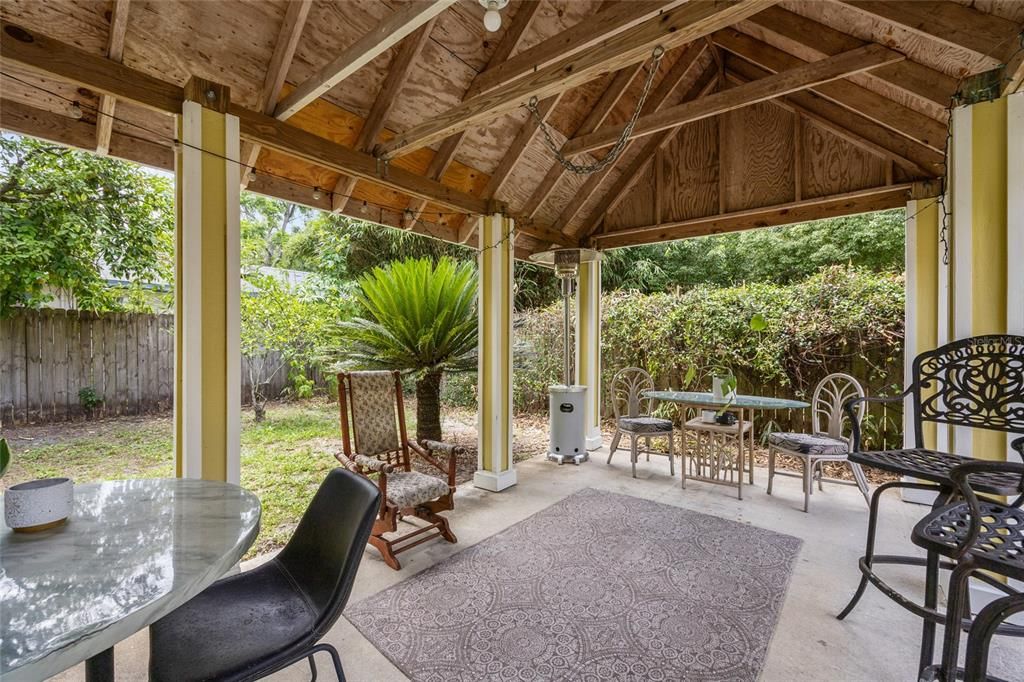 На продажу: $315,000 (3 спален, 2 ванн, 1526 Квадратных фут)