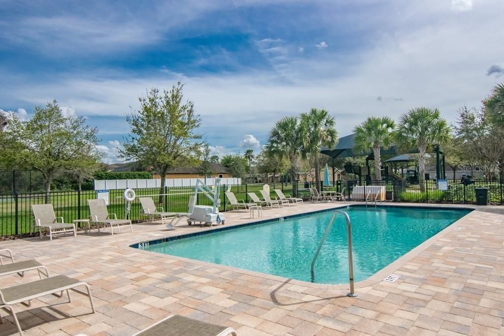 Active With Contract: $570,000 (5 beds, 3 baths, 3822 Square Feet)