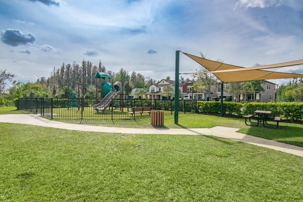 Active With Contract: $570,000 (5 beds, 3 baths, 3822 Square Feet)