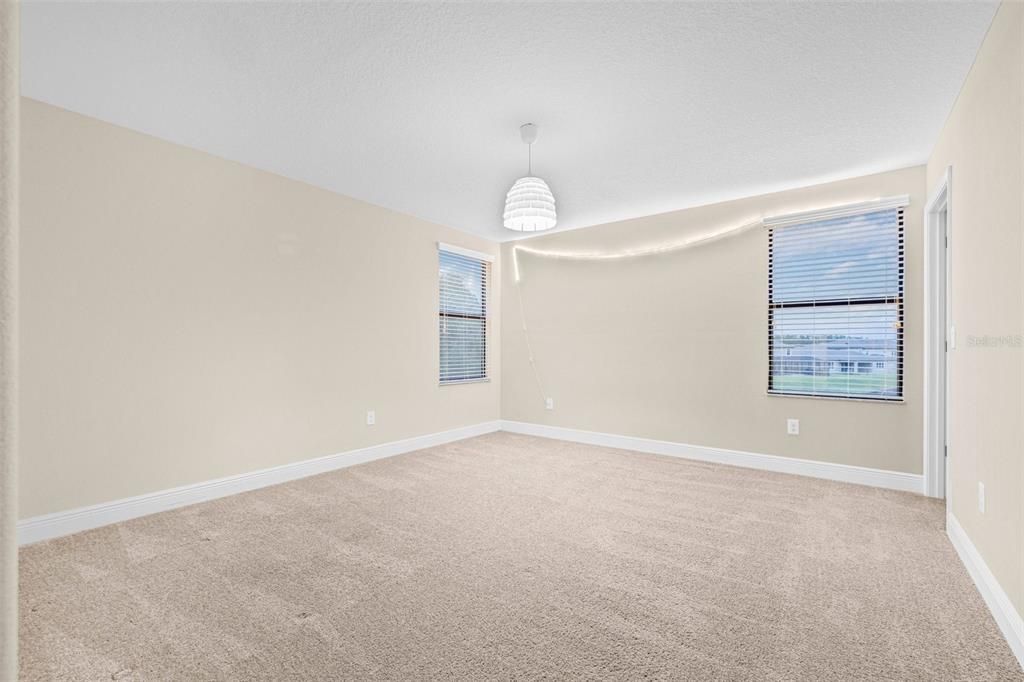 Active With Contract: $570,000 (5 beds, 3 baths, 3822 Square Feet)