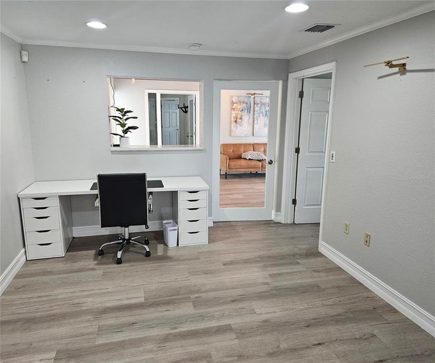 Под контрактом: $575,000 (0 спален, 0 ванн, 1887 Квадратных фут)