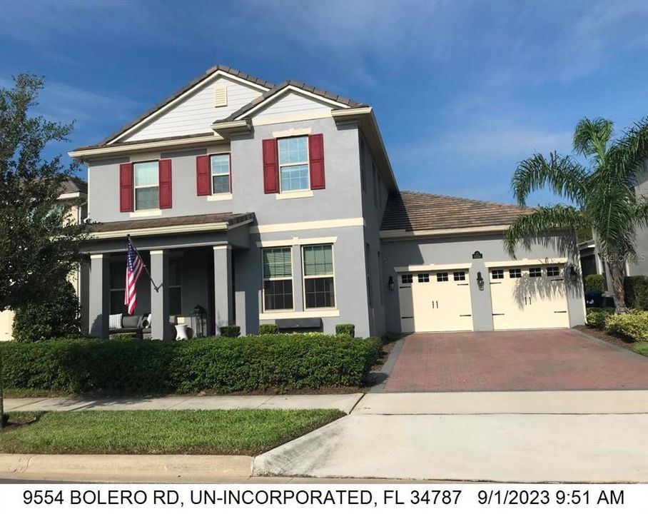 Recently Sold: $865,000 (4 beds, 3 baths, 2916 Square Feet)