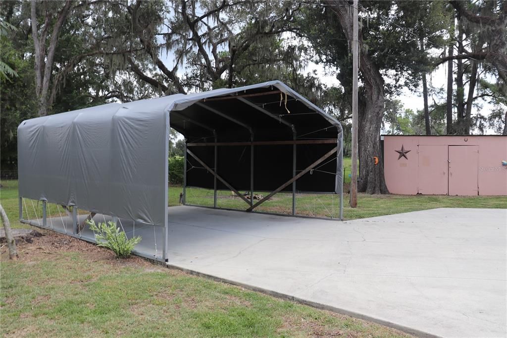 Active With Contract: $175,000 (2 beds, 1 baths, 1225 Square Feet)