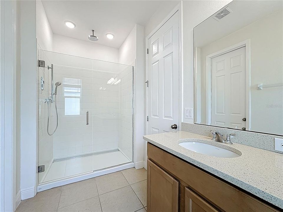 Active With Contract: $1,995 (4 beds, 2 baths, 1819 Square Feet)