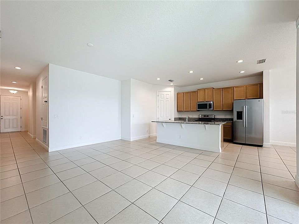 Active With Contract: $1,995 (4 beds, 2 baths, 1819 Square Feet)