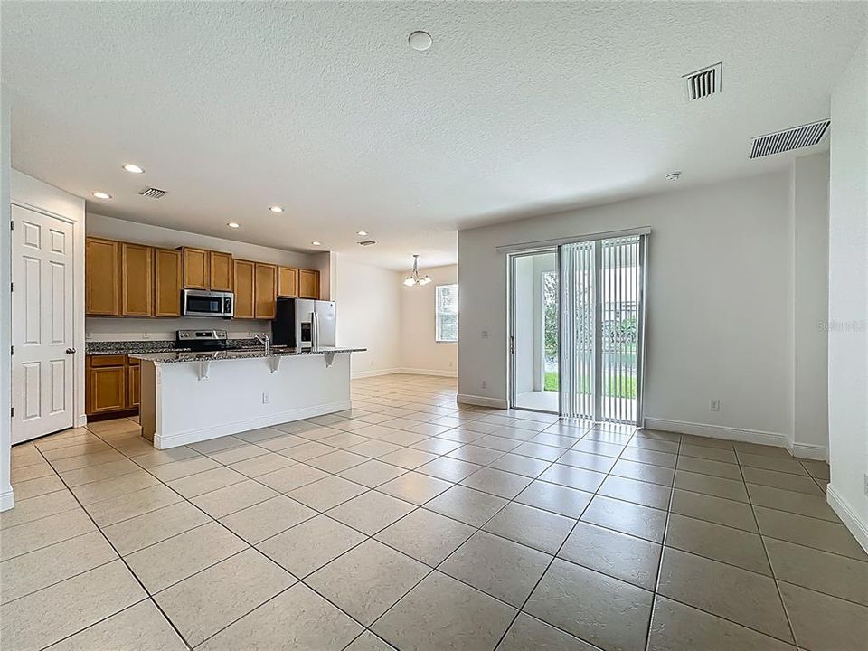 Active With Contract: $1,995 (4 beds, 2 baths, 1819 Square Feet)