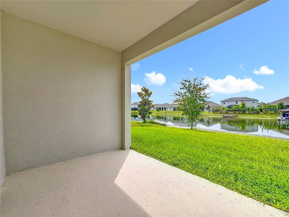 Active With Contract: $1,995 (4 beds, 2 baths, 1819 Square Feet)