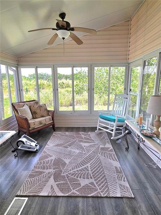 En Venta: $149,999 (1 camas, 1 baños, 748 Pies cuadrados)