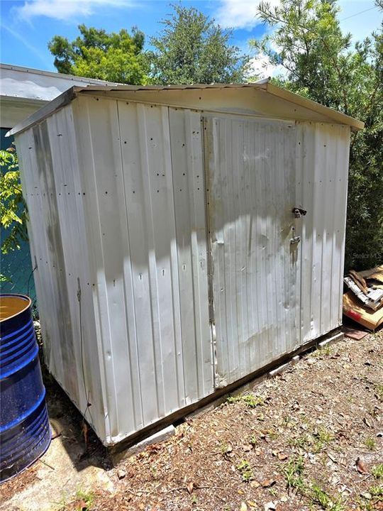 待售: $170,000 (2 贝兹, 1 浴室, 1429 平方英尺)