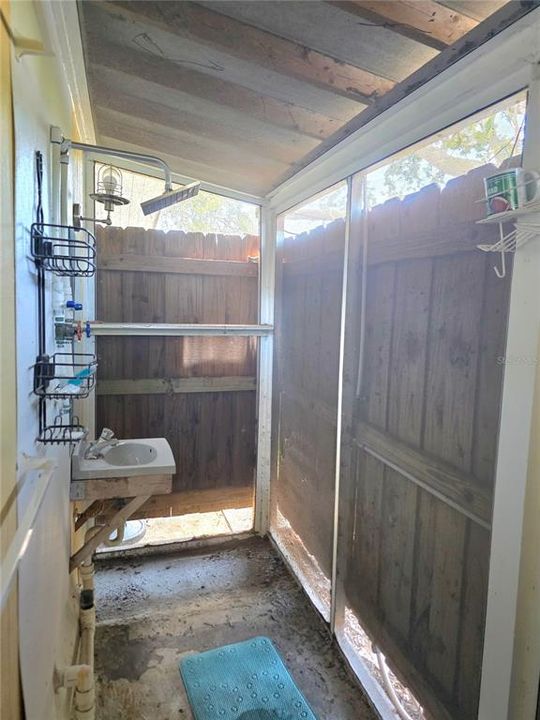 待售: $170,000 (2 贝兹, 1 浴室, 1429 平方英尺)