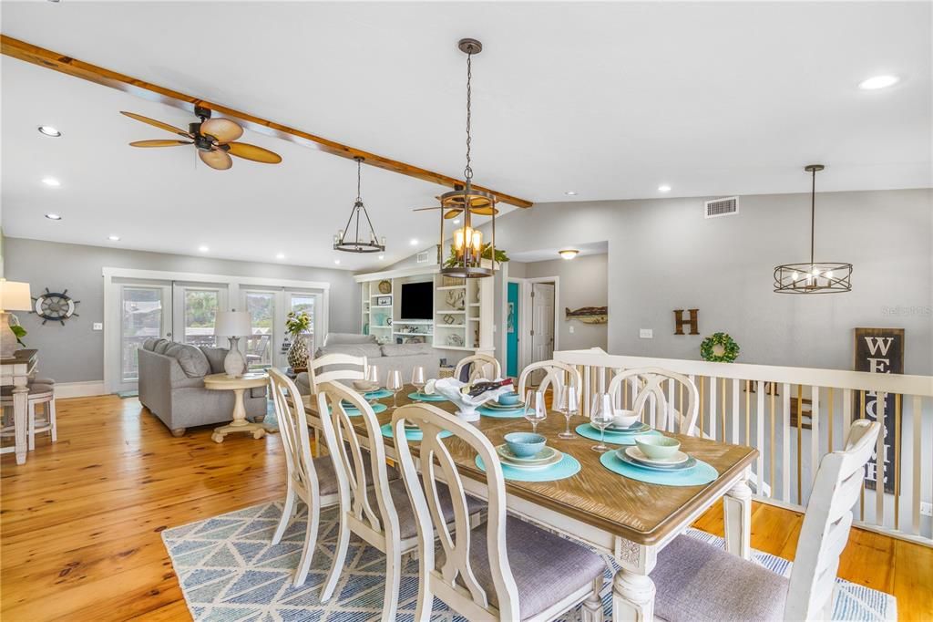 На продажу: $674,000 (5 спален, 3 ванн, 2820 Квадратных фут)