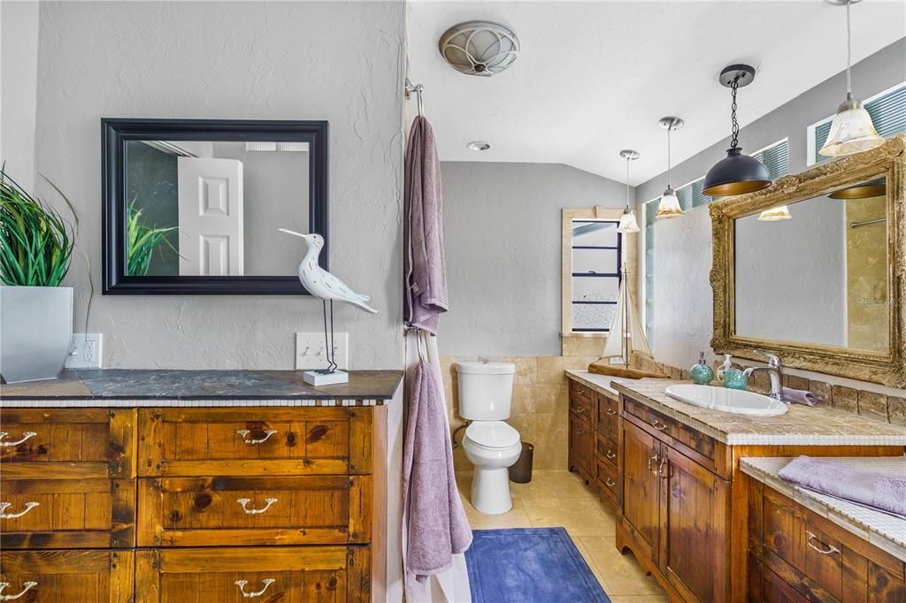 На продажу: $674,000 (5 спален, 3 ванн, 2820 Квадратных фут)