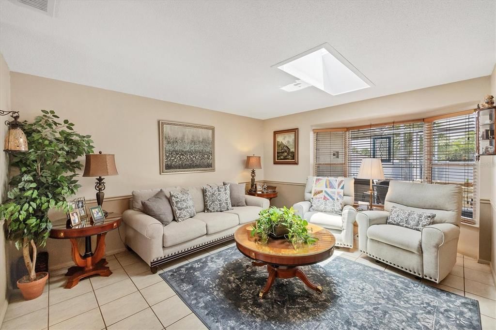 На продажу: $699,000 (3 спален, 3 ванн, 2814 Квадратных фут)