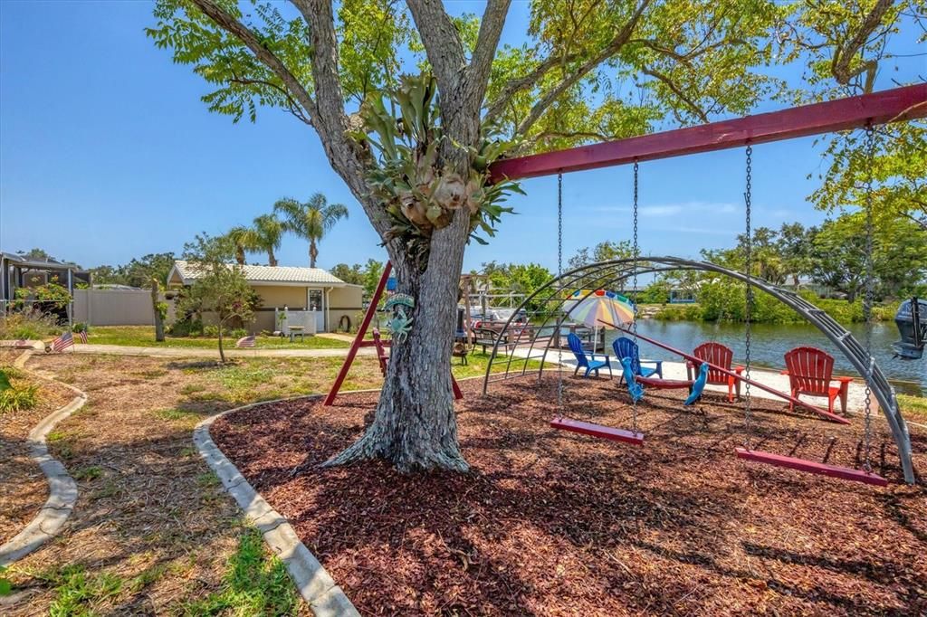 На продажу: $699,000 (3 спален, 3 ванн, 2814 Квадратных фут)