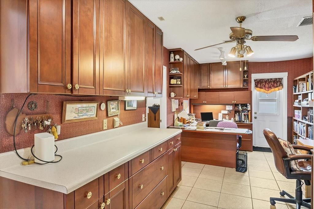 На продажу: $699,000 (3 спален, 3 ванн, 2814 Квадратных фут)