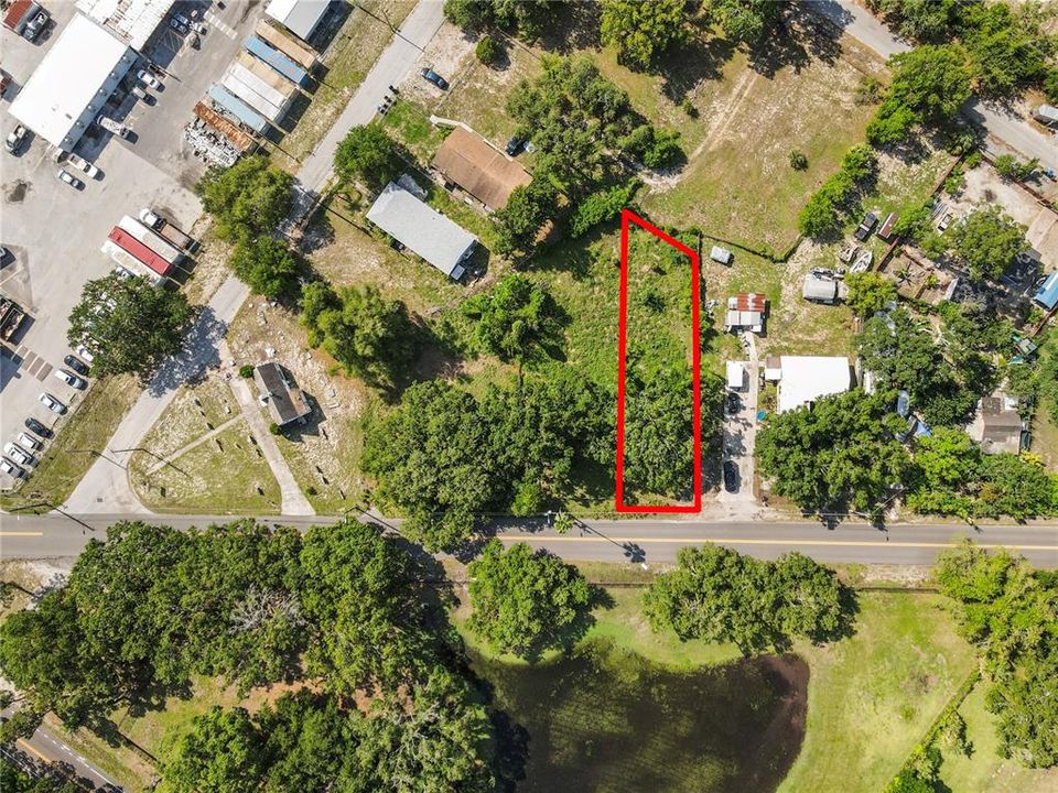 На продажу: $80,000 (0.17 acres)