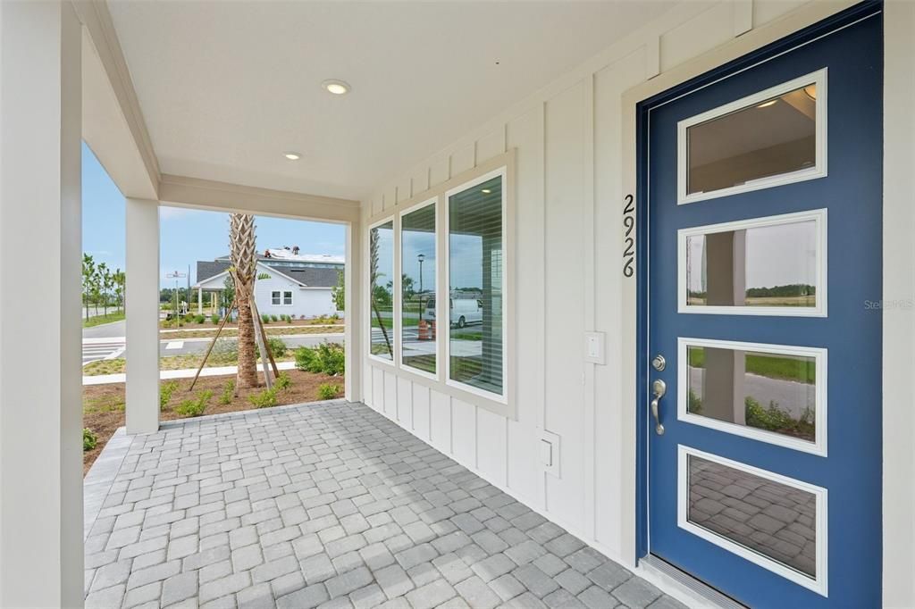 Под контрактом: $749,990 (5 спален, 4 ванн, 3130 Квадратных фут)