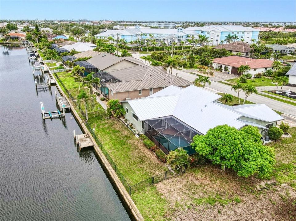 合同活跃: $415,000 (3 贝兹, 2 浴室, 2209 平方英尺)