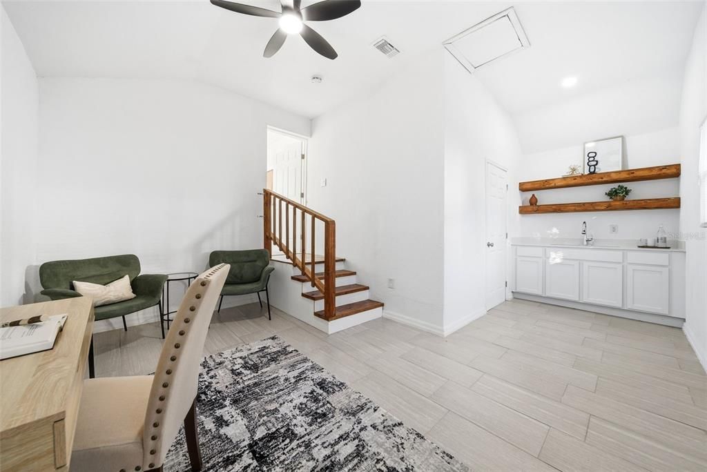 На продажу: $399,000 (3 спален, 2 ванн, 1238 Квадратных фут)