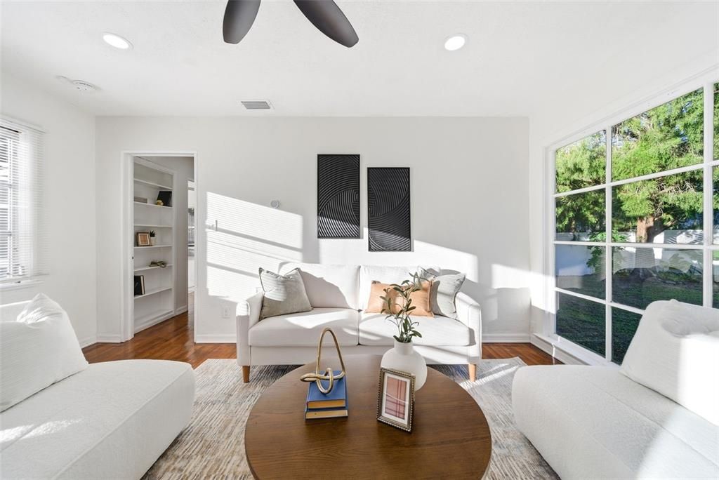 На продажу: $399,000 (3 спален, 2 ванн, 1238 Квадратных фут)